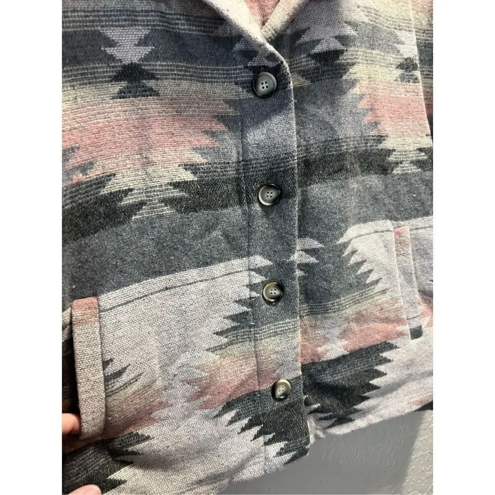 Blue B Collection Grey & Pink Aztec Button Up Shacket Woman’s Size Large - Picture 4 of 7